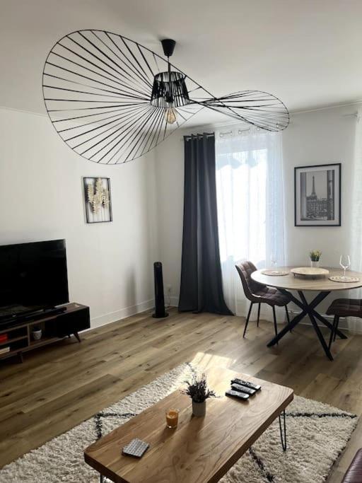 Appartement Cosy Et Lumineux Avec Parking Gratuit Colmar Kültér fotó