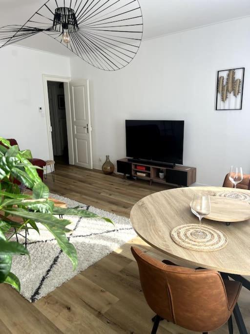 Appartement Cosy Et Lumineux Avec Parking Gratuit Colmar Kültér fotó